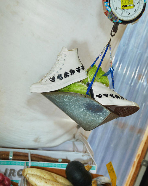 CHUCK TAYLOR HIGH BLACK MULTI HEART / BEIGE