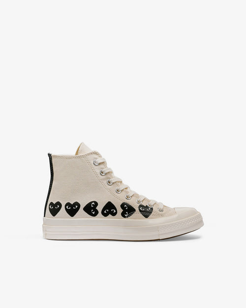 CHUCK TAYLOR HIGH BLACK MULTI HEART / BEIGE
