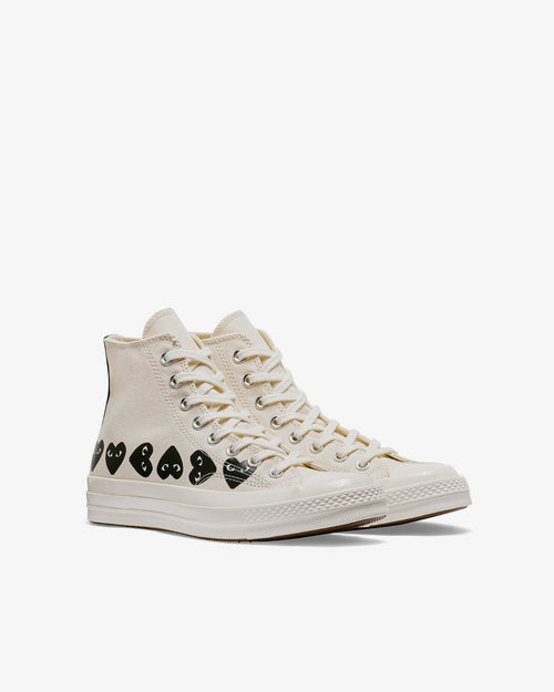 CHUCK TAYLOR HIGH BLACK MULTI HEART / BEIGE