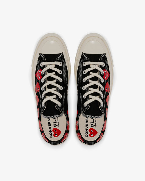 CHUCK TAYLOR LOW RED MULTI HEART / BLACK
