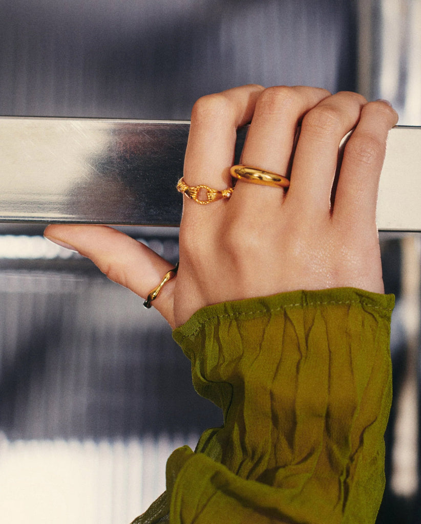 HARRIS REED IN GOOD HANDS STACKING RING GOLD – FABRIC