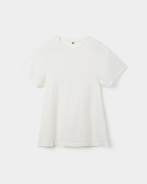 CURVED SEAM TEE / OFF WHITE