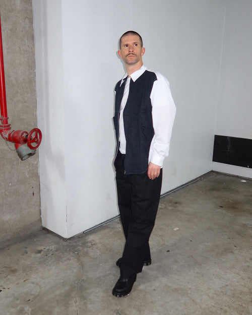 B022 / SHIRT / WHITE / CHARCOAL