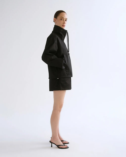 LYDIA NYLON POPOVER ANNORAK / BLACK