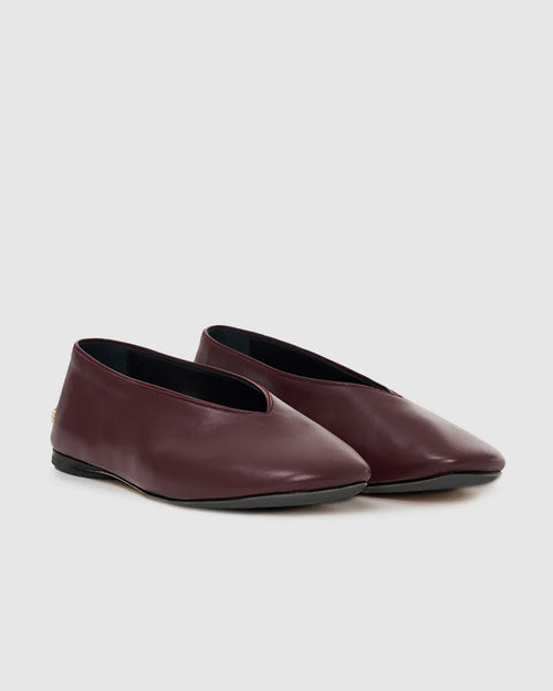 ANA FLATS SMOOTH LEATHER / FIG