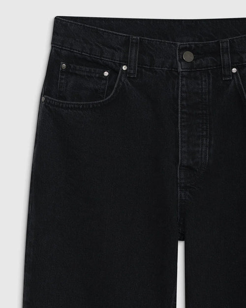 HUGH JEAN / VINTAGE BLACK