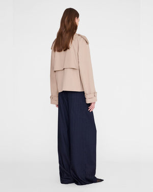 RICKIE CROPPED TRENCH / BEIGE