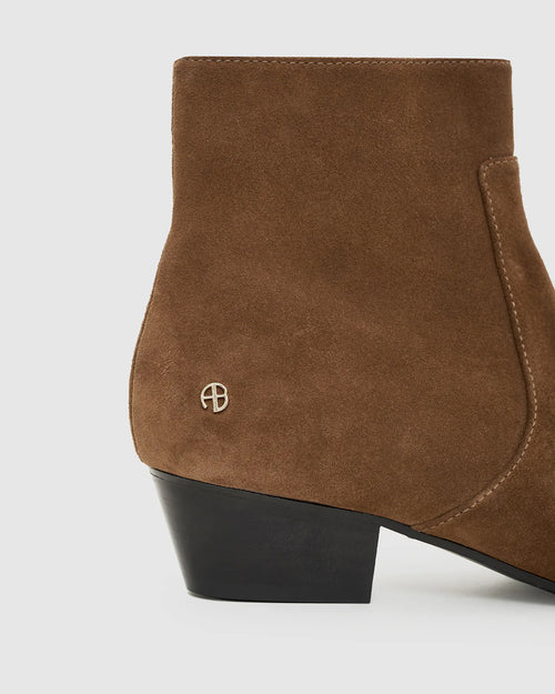 FREYA FLAT BOOTS / TOBACCO