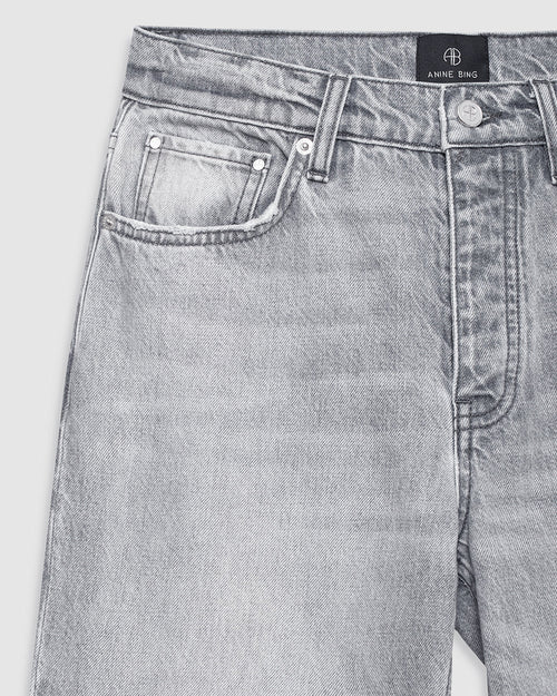 HUGH JEAN / OYSTER GREY