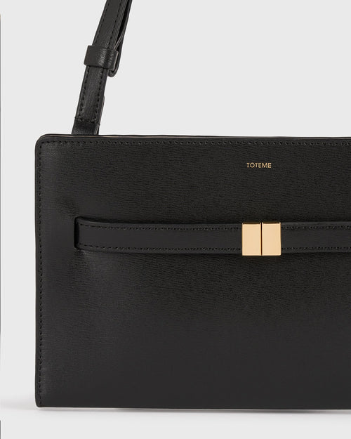 BELTED LEATHER CROSSBODY / BLACK