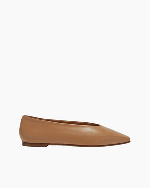 BETTY SQUARE-TOE FLATS / HAZELNUT