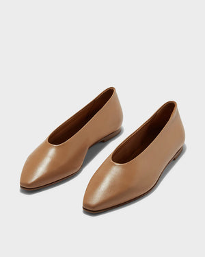 BETTY SQUARE-TOE FLATS / HAZELNUT