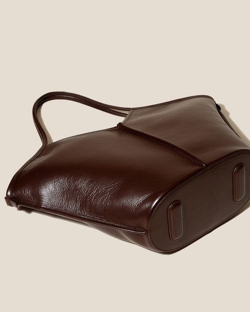 CALELLA DISTRESSED LEATHER TOTE BAG / DARK BROWN