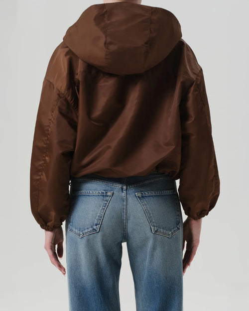 CROPPED NYLON WINDBREAKER / BROWN