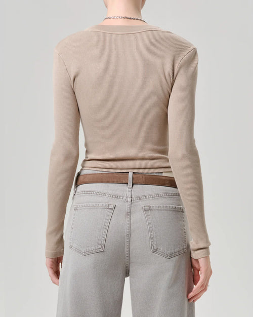 VARRA HENLEY / SANDATLAS