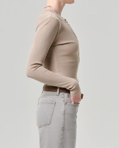 VARRA HENLEY / SANDATLAS