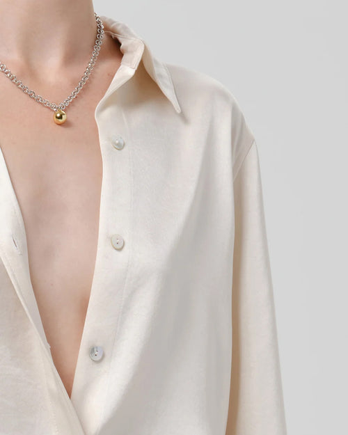 TULLAH JAPANESE HAMMERED SATIN SHIRT / CREAM