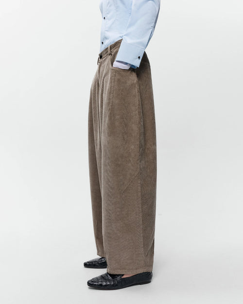 CORDUROY BAGGY PANTS / BROWN