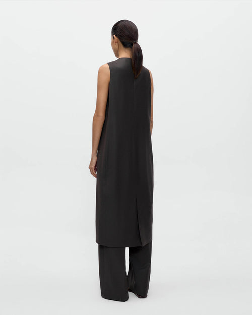 TAILORED EMBELLISHED LONG DRESS / DARK BROWN