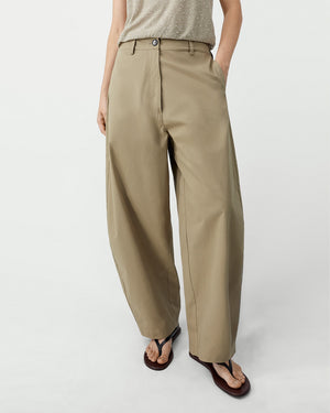 COTTON CURVED PANTS / CAMEL