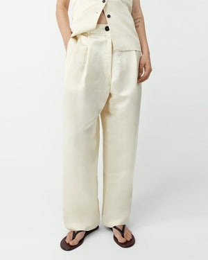 SATIN MASCULINE PANTS / MARFIL