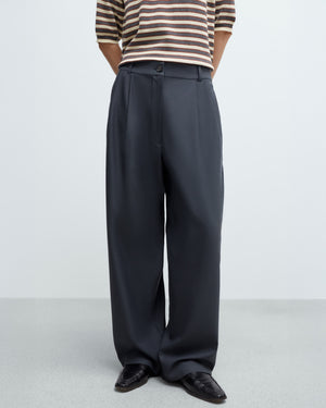 TAILORED MASCULINE PANTS / EBONY