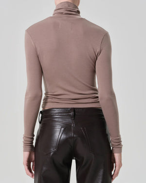 CARADENE TURTLENECK / COCOA