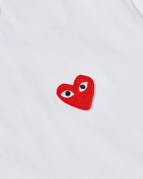 T118 UNISEX RED HEART L/S T-SHIRT / WHITE