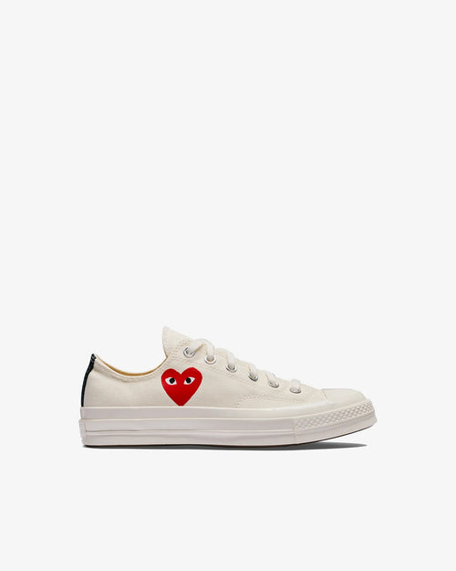 CHUCK TAYLOR LOW SMALL RED HEART / BEIGE