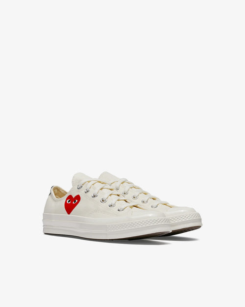 CHUCK TAYLOR LOW SMALL RED HEART / BEIGE