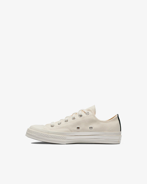 CHUCK TAYLOR LOW SMALL RED HEART / BEIGE