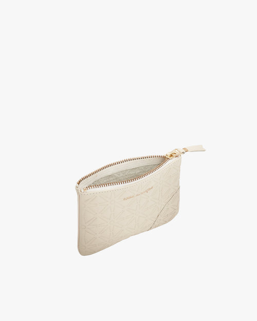 SA810E  EMBOSSED ZIP POUCH / OFF WHITE