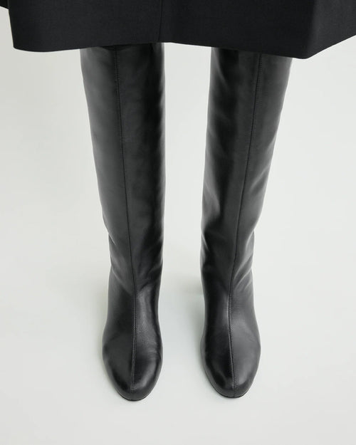DOWNTOWN NAPPA KNEE-HIGH BOOTS / BLACK