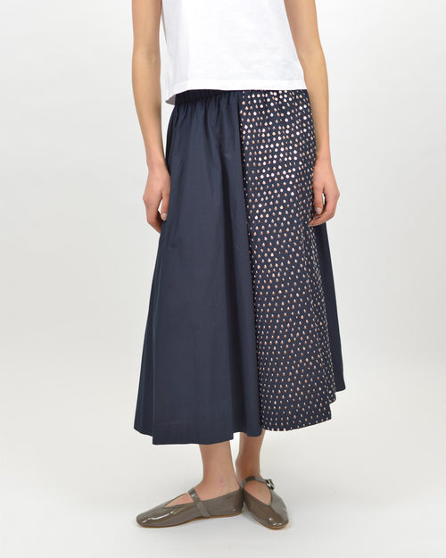 PETITE ETOILES EMBROIDERY MIDI SKIRT / NOTTE