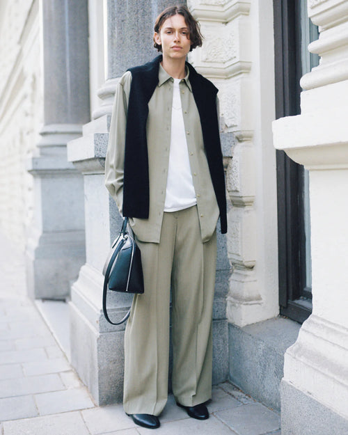 WIDE FLUID TROUSERS / TAUPE