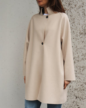 RAGLAN PRESSED WOOL CAPE / ALMOND