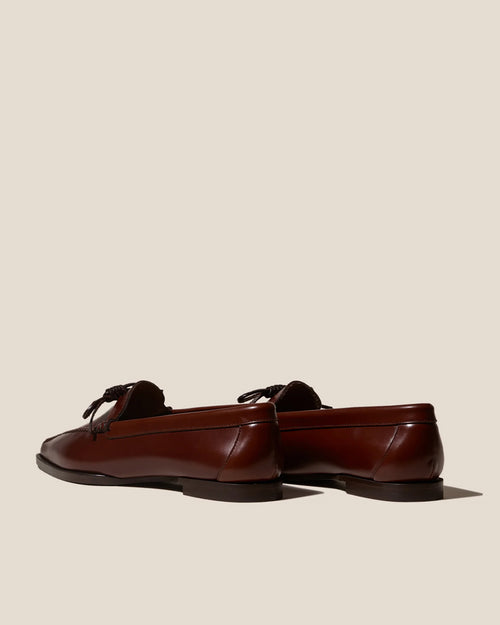 ARESTA POINTY MOCCASIN / RUSSET