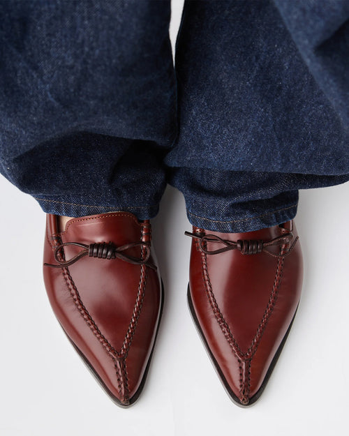ARESTA POINTY MOCCASIN / RUSSET