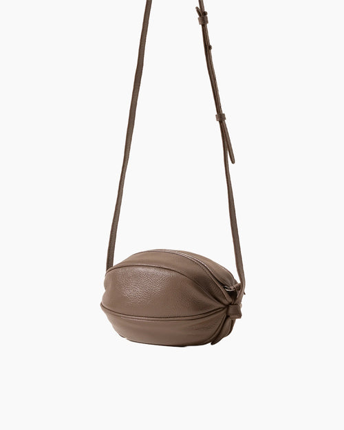 BOYA DISTRESSED BALL-SHAPED CROSSBODY / DEEP OLIVE