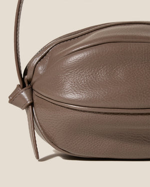 BOYA DISTRESSED BALL-SHAPED CROSSBODY / DEEP OLIVE