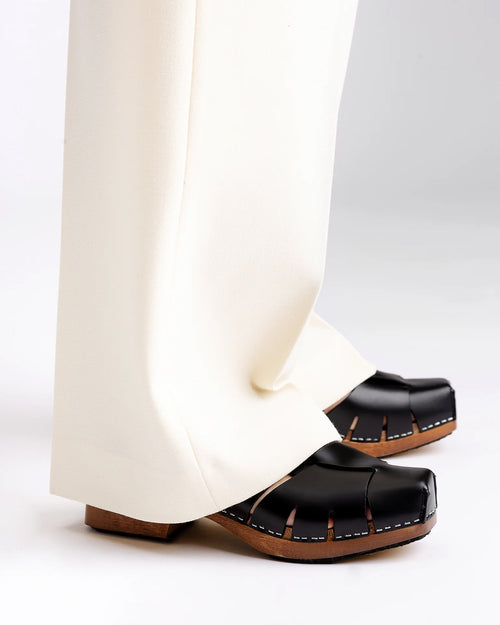 LICIA SQUARE TOE MULE CLOG / BLACK