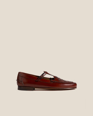 MAQUEDA T-BAR LOAFER / RUSSET