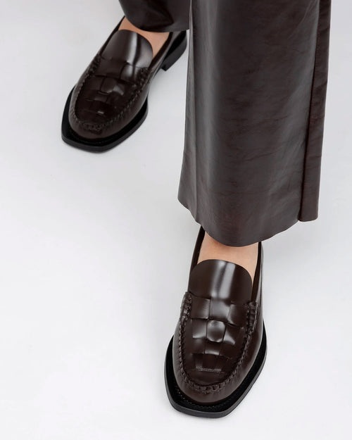 NOMBELA LOAFER / DARK BROWN