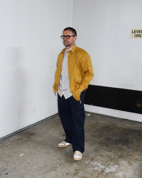 P010 / TROUSERS / NAVY