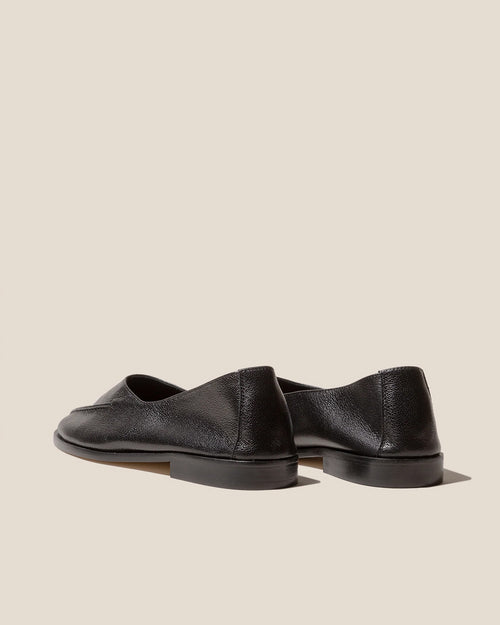 JULIOL W SUPPLE SHINY HIGH-CUT DECONSTRUCTED LAOFER / BLACK
