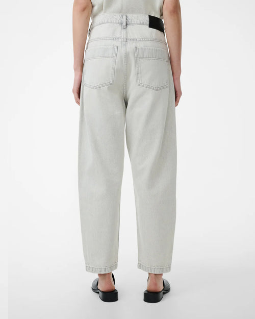 JURA CARROT DENIM PANT / PUMICE