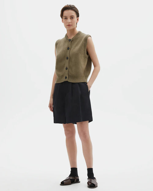 KNITTED GILET / LICHEN