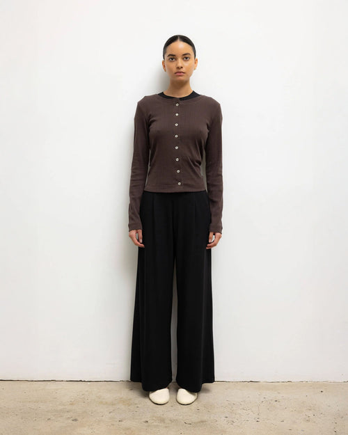 POINTELLE CLASSIC CREW CARDIGAN / CHOCO