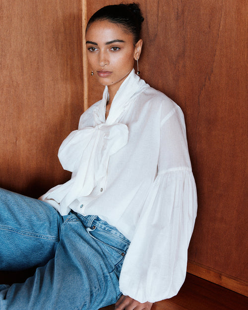 BOW BLOUSE / CREAM