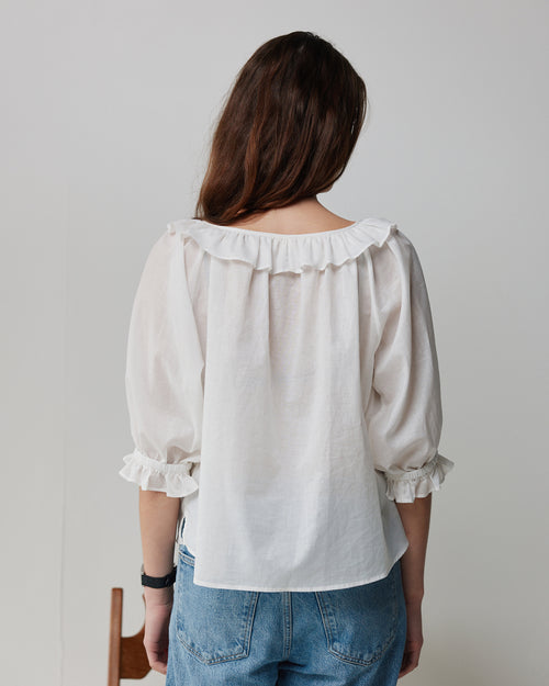 BON RUFFLE BLOUSE / CREAM